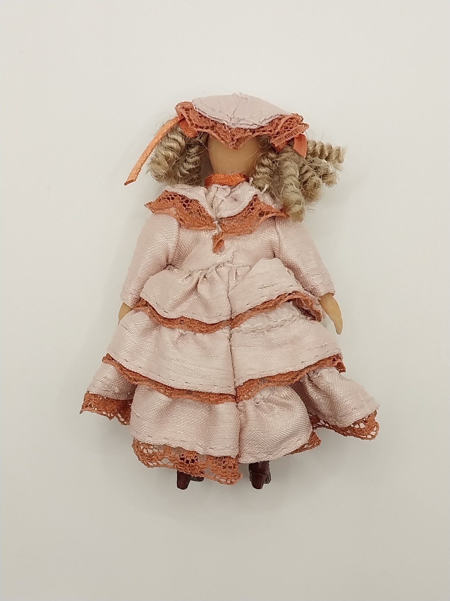 CPS0009, Anna Clark Doll, Resin