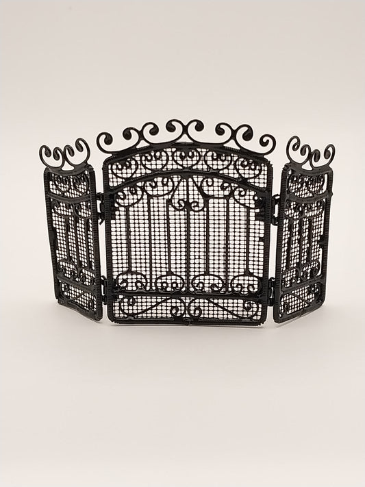 Wire Wicker Fire Screen, Black