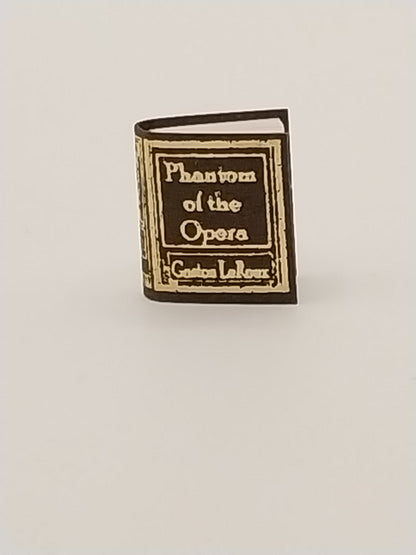 1/2" Scale Books, Assorted