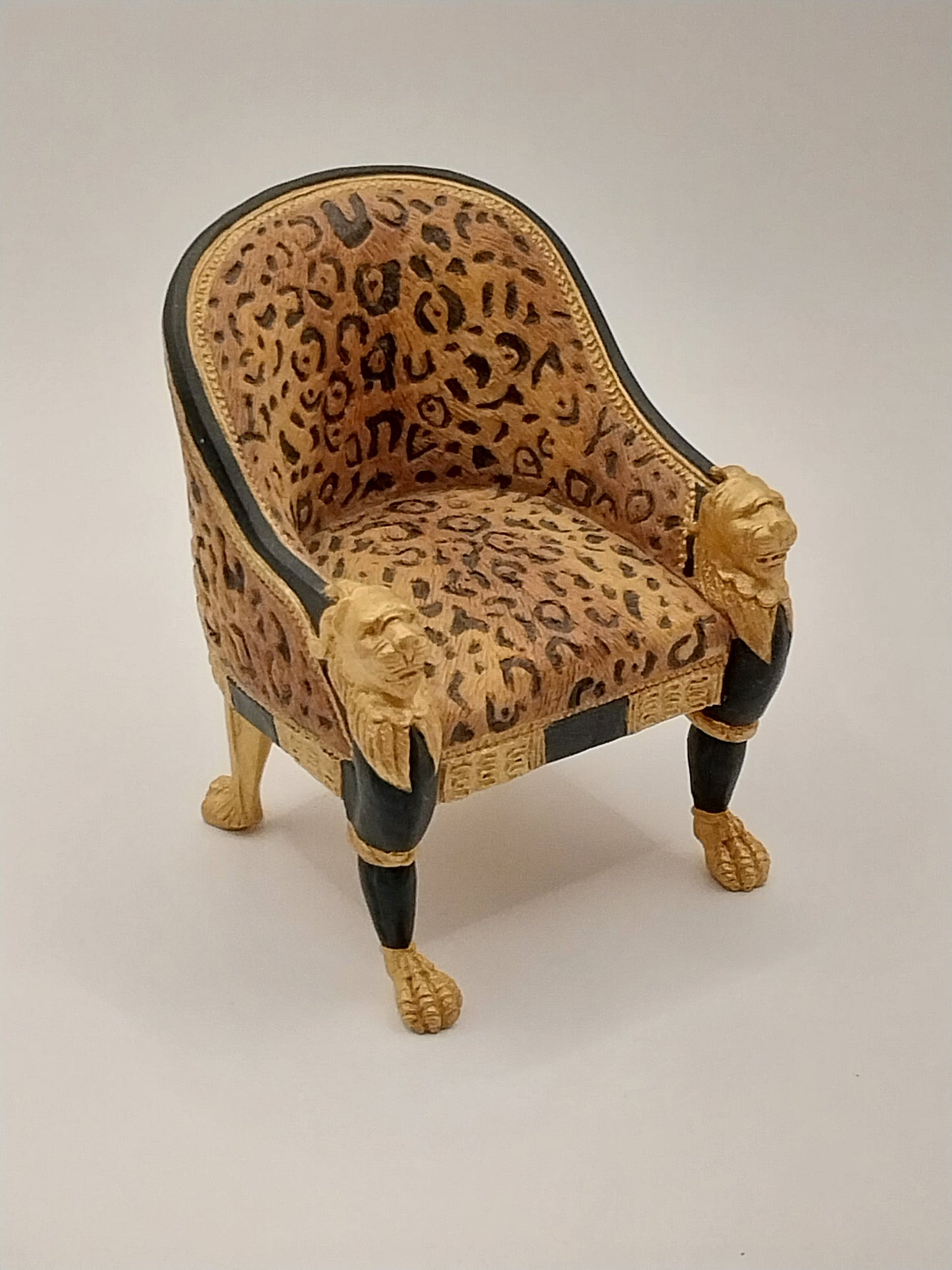 CCB0853, Regency Leopard Chair, Resin