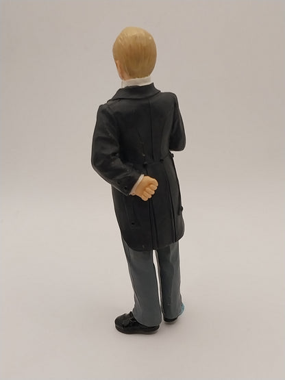 CCB0860, Butler Doll, Resin