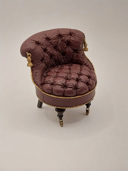 CCB0861, Slipper Chair, Plum & Gold, Resin
