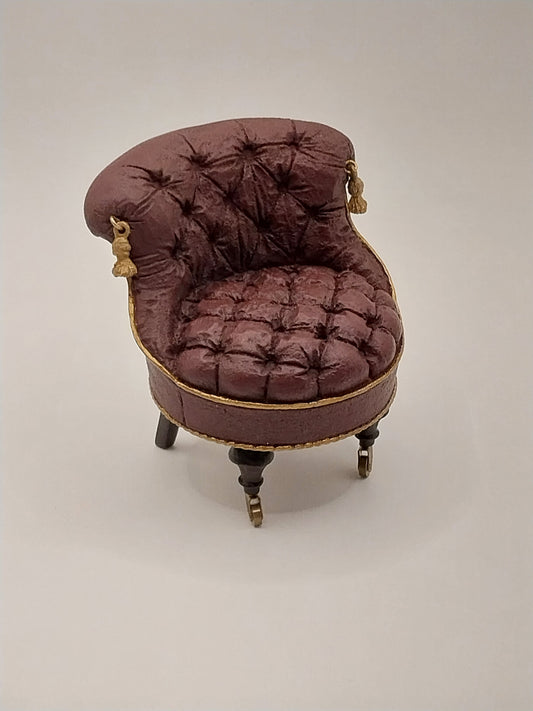 CCB0861, Slipper Chair, Plum & Gold, Resin