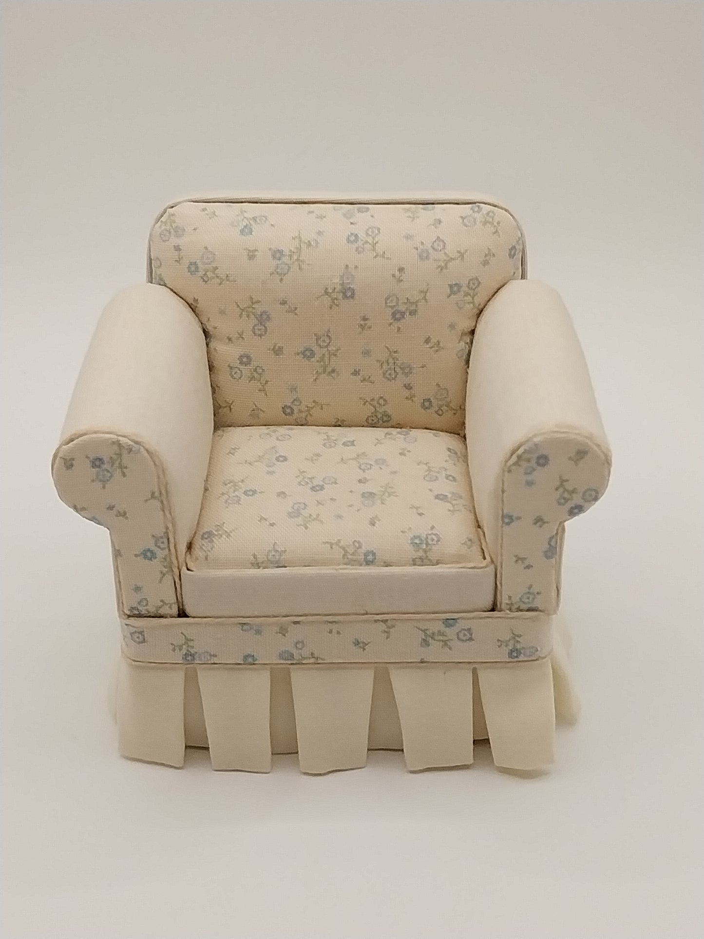 CRH1127, Shabby Chic Chair, Yellow
