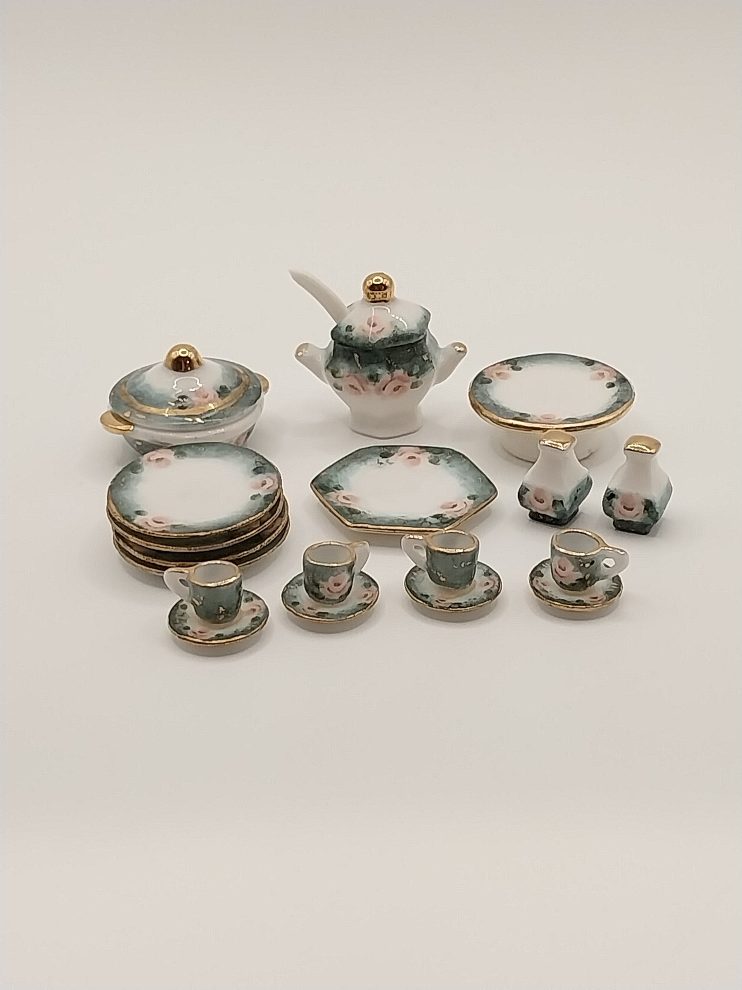 Porcelain Dinnerware Set, Handpainted, 21pcs