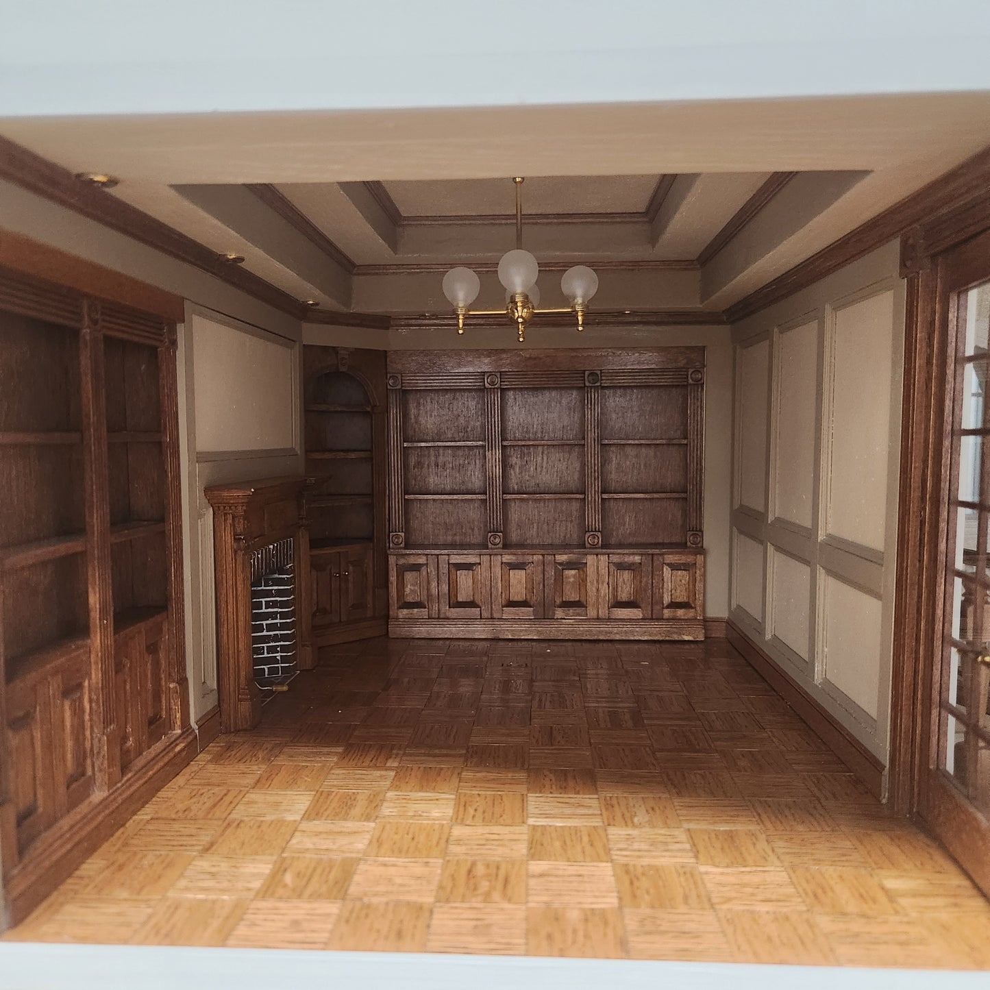 Foxhall Manor Complete with Curve Stairs