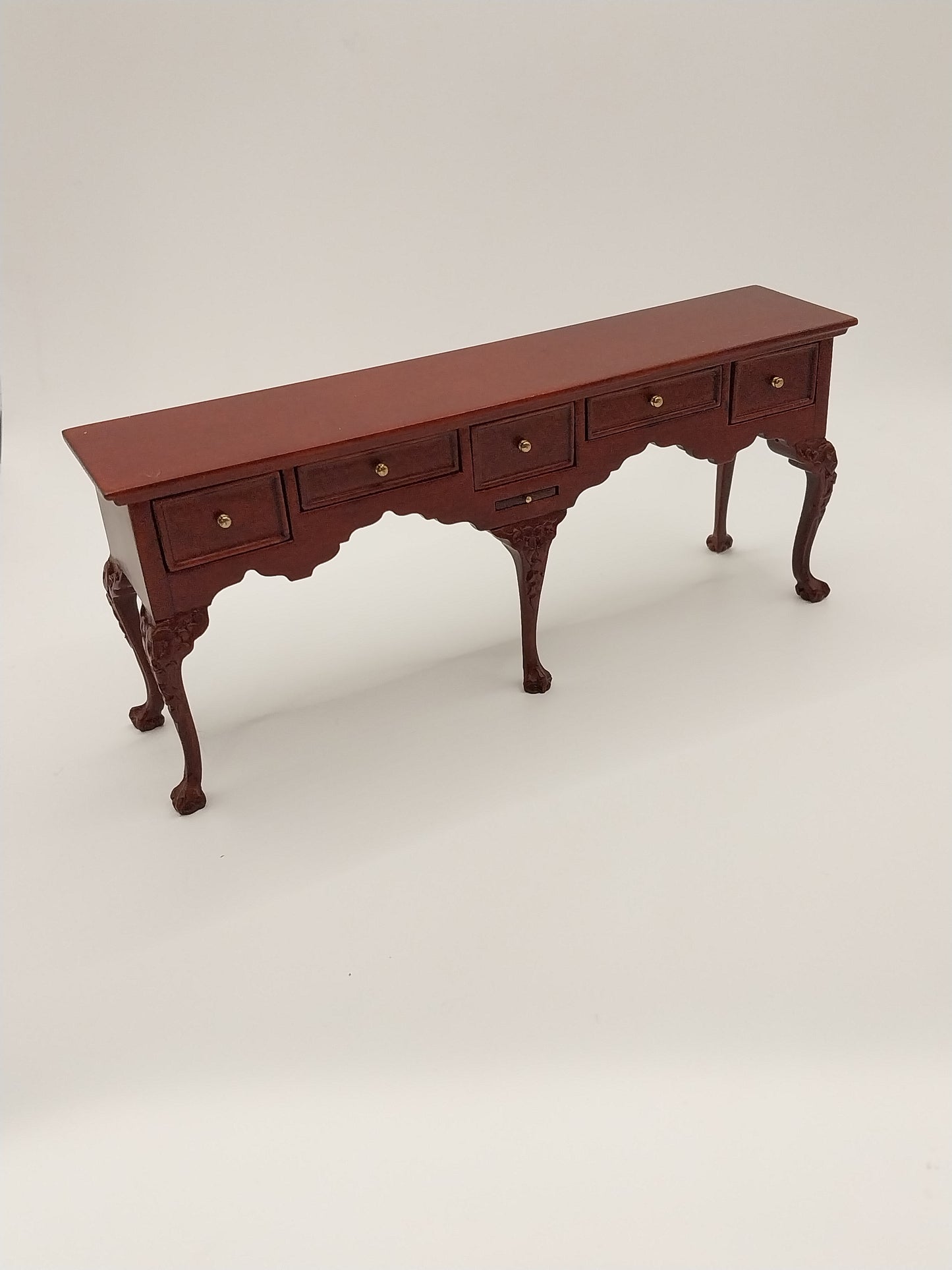Queen Anne Sideboard, Mahogany