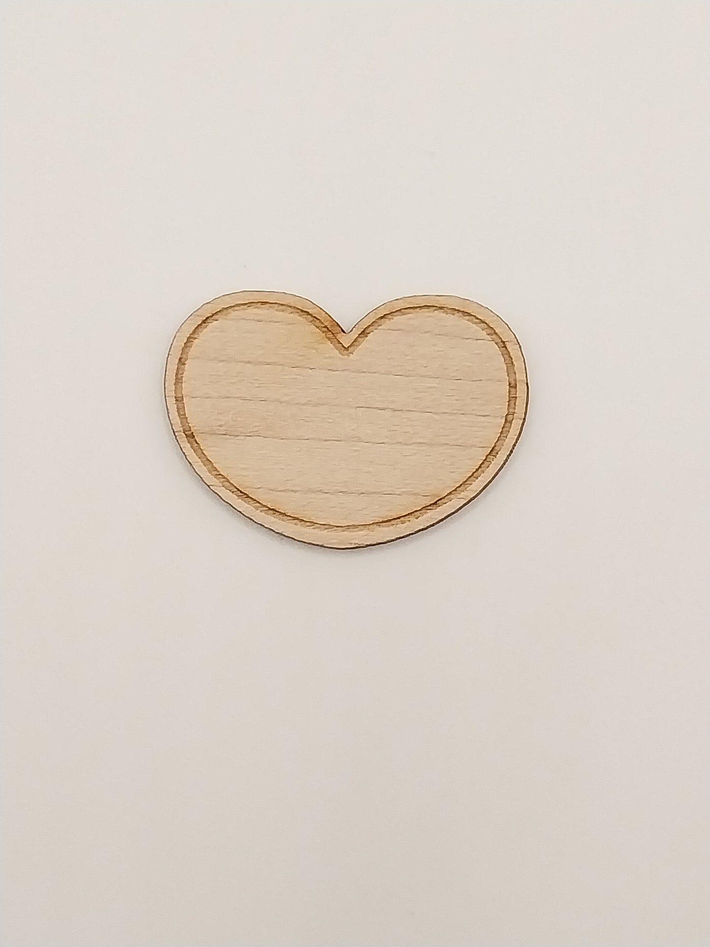 CRH1165, Cutting Board, Heart, Maple