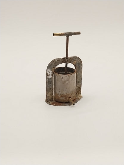 Small Wine Press, Handmade, A