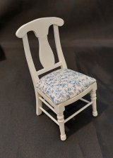 Kitchen Table & Chairs with Linens, White