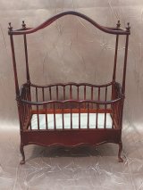 Belmont Canopy Crib, Mahogany