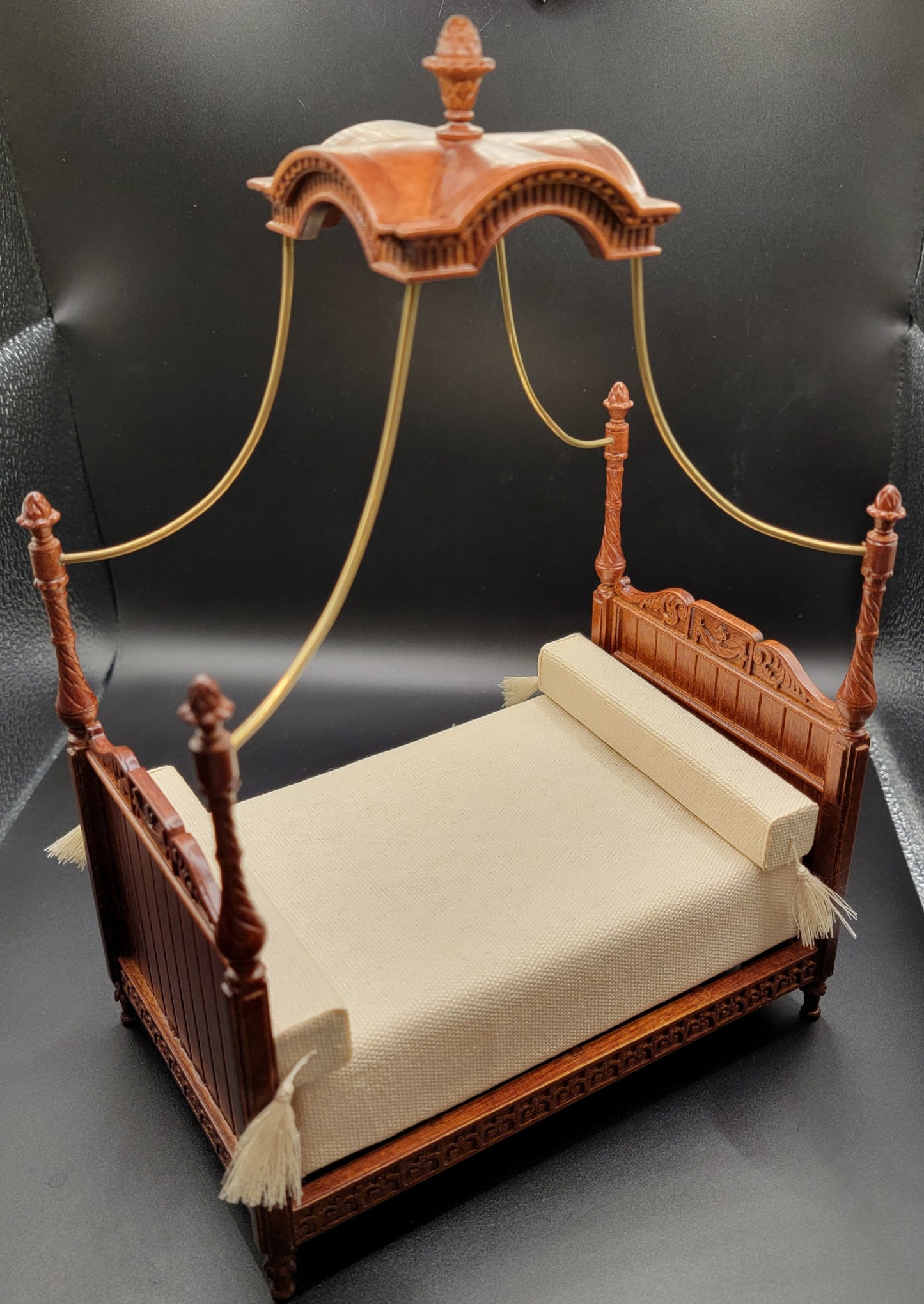 Victorian Canopy Bed, Walnut