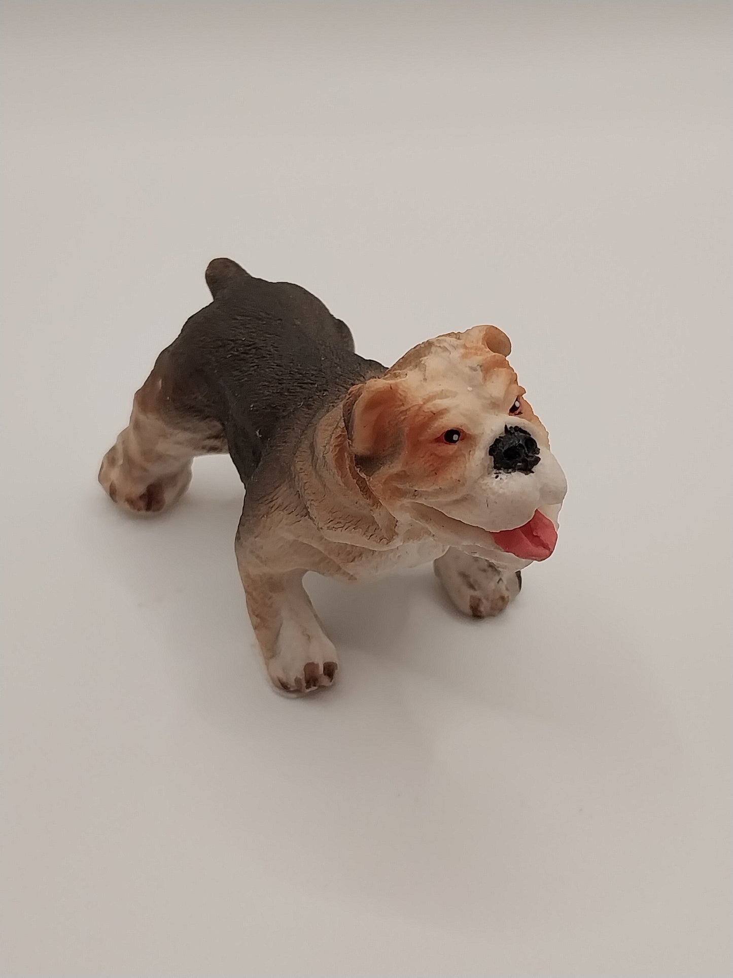 Bulldog, Standing, Resin