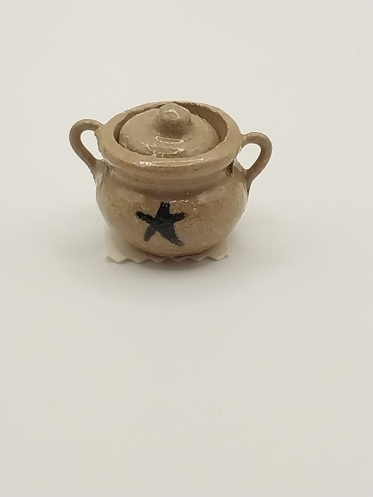 Bean Pot with Handles & Lid, Tan, Star