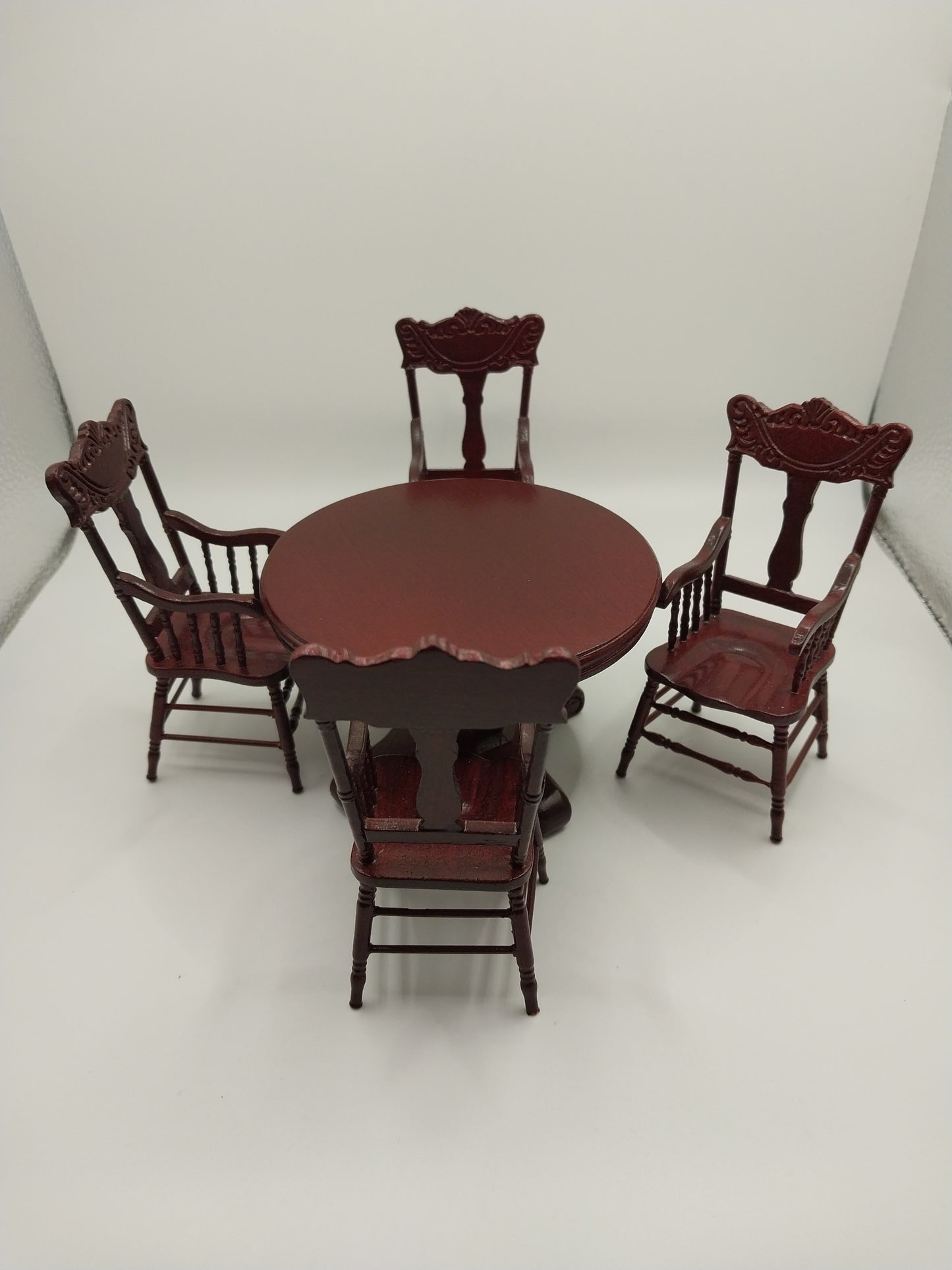 Round Dining Table & 4 Press Back Chairs, Mahogany