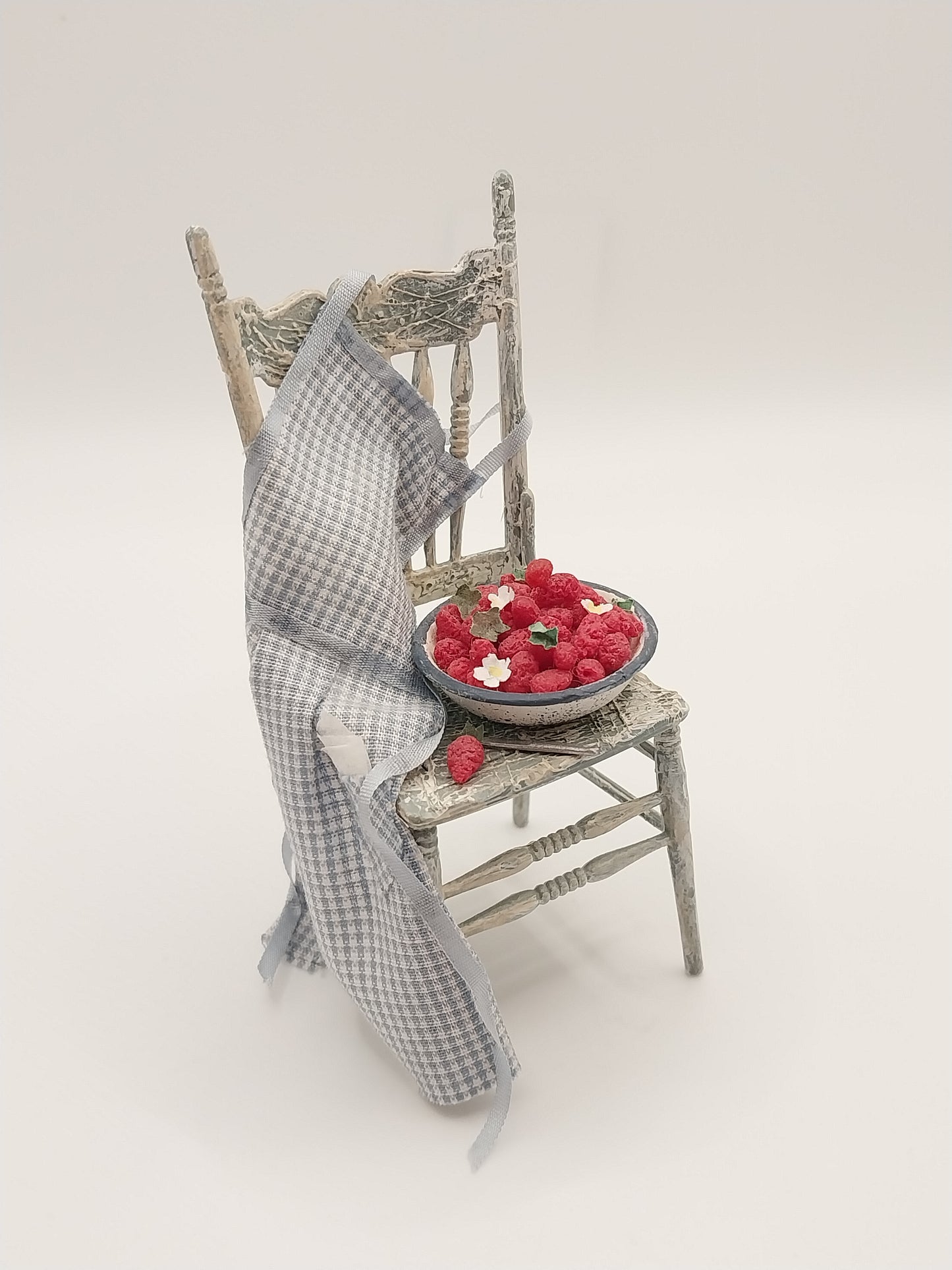 Spindle Chair Apron & Strawberry