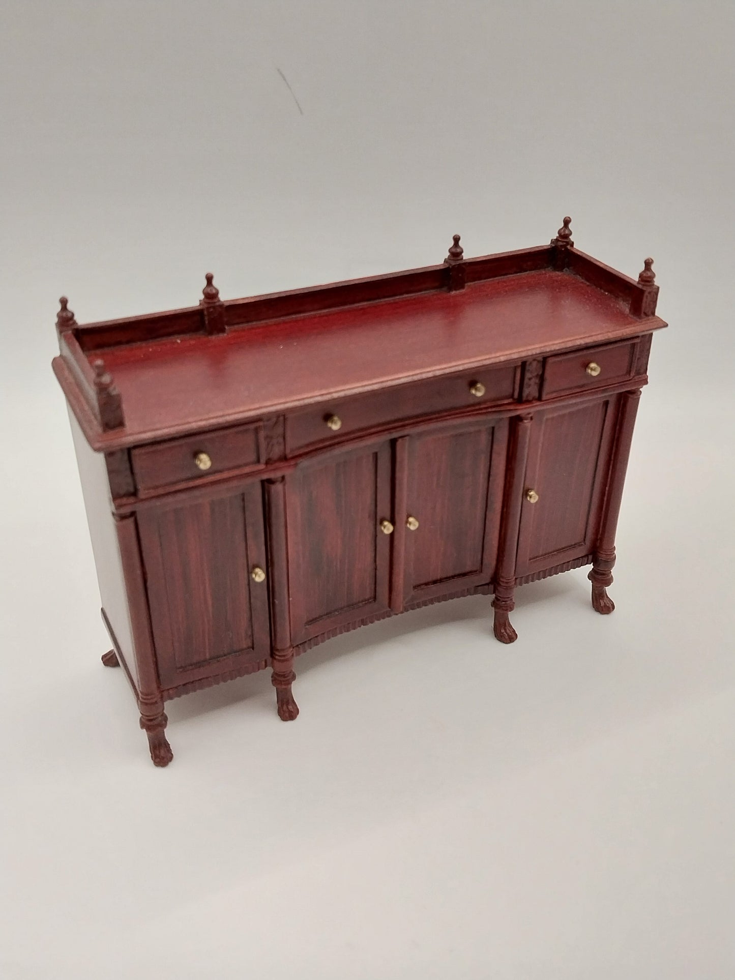 CLS099, Curved Sideboard, Mahogany