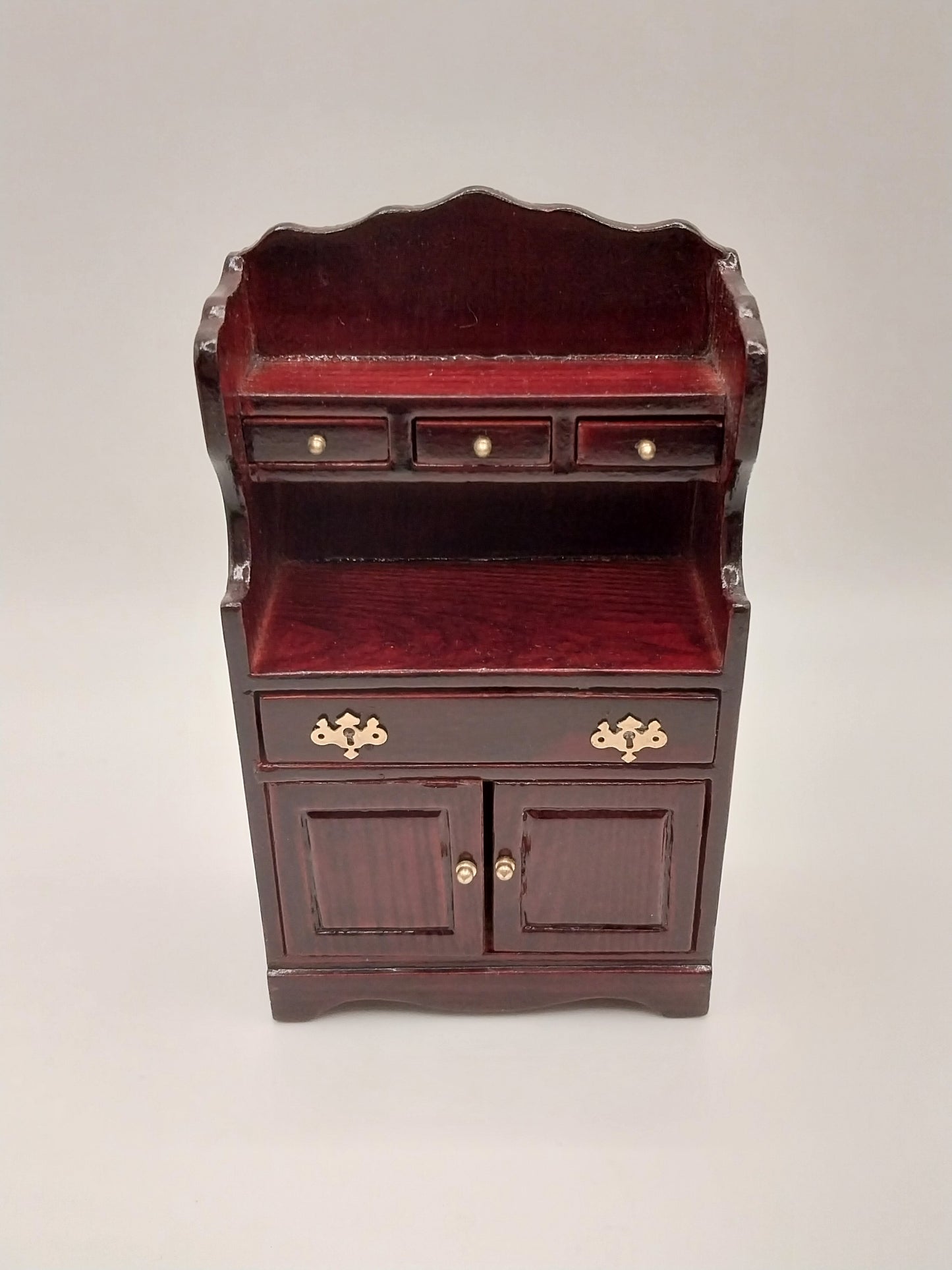 Cobbler Stand, Mahogany