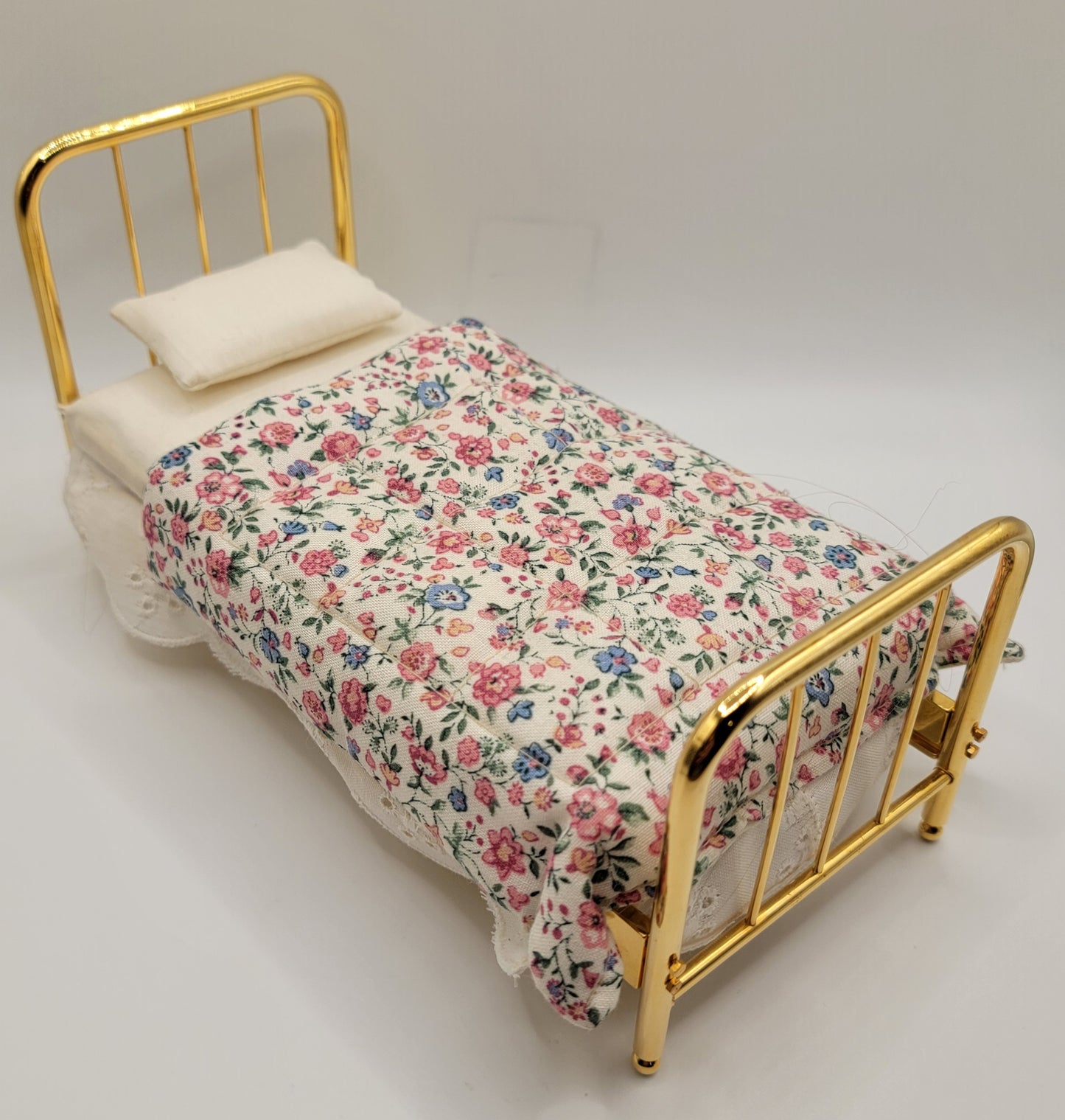 Twin Brass Bed, Dressed, Quilt