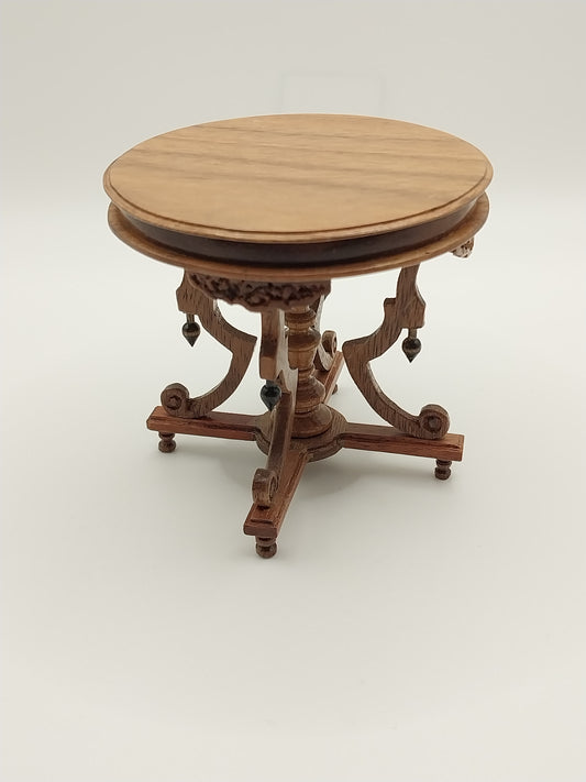 Round Victorian Tea Table, Walnut