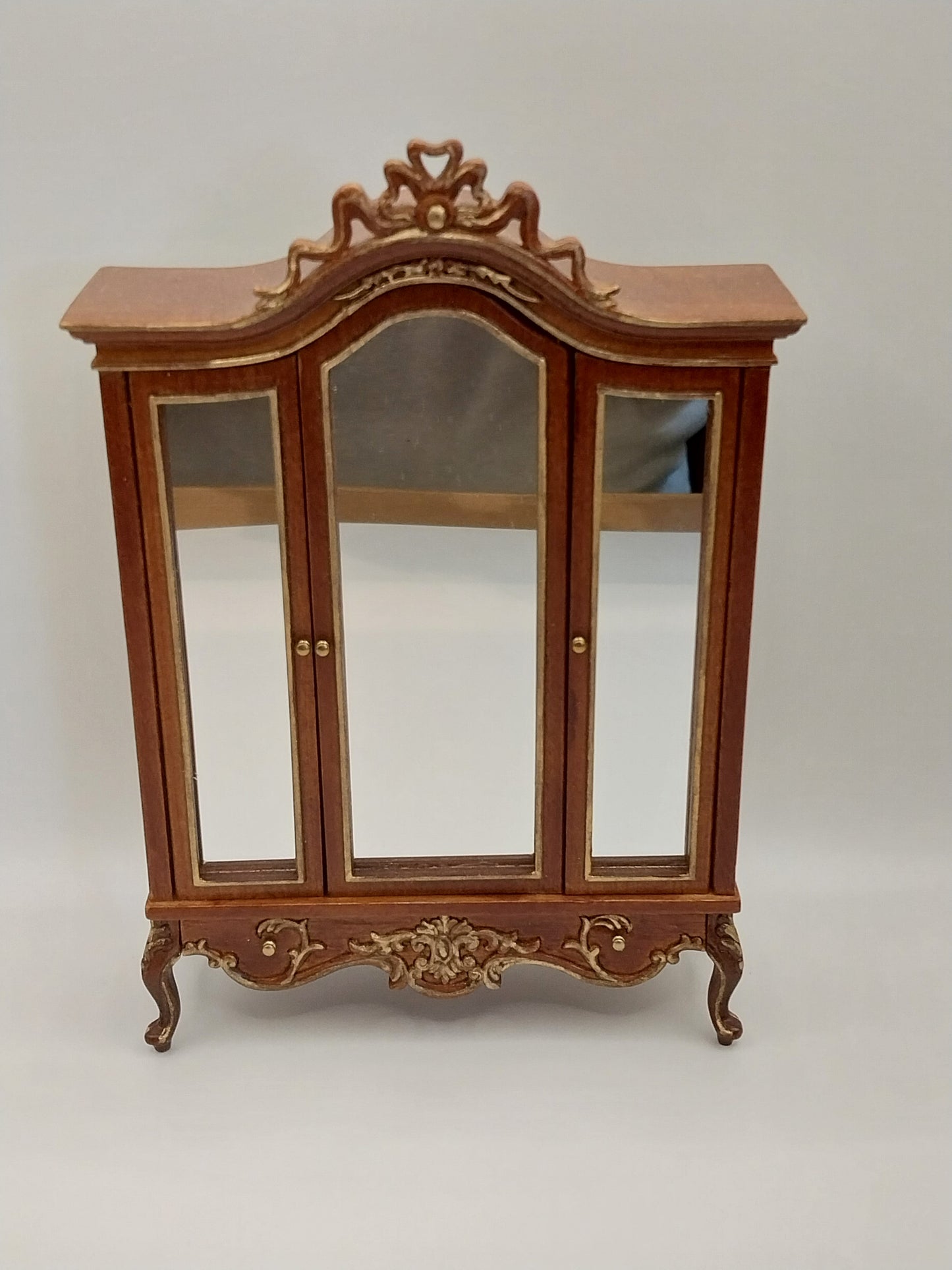 Victorian Wardrobe, Walnut/Gold