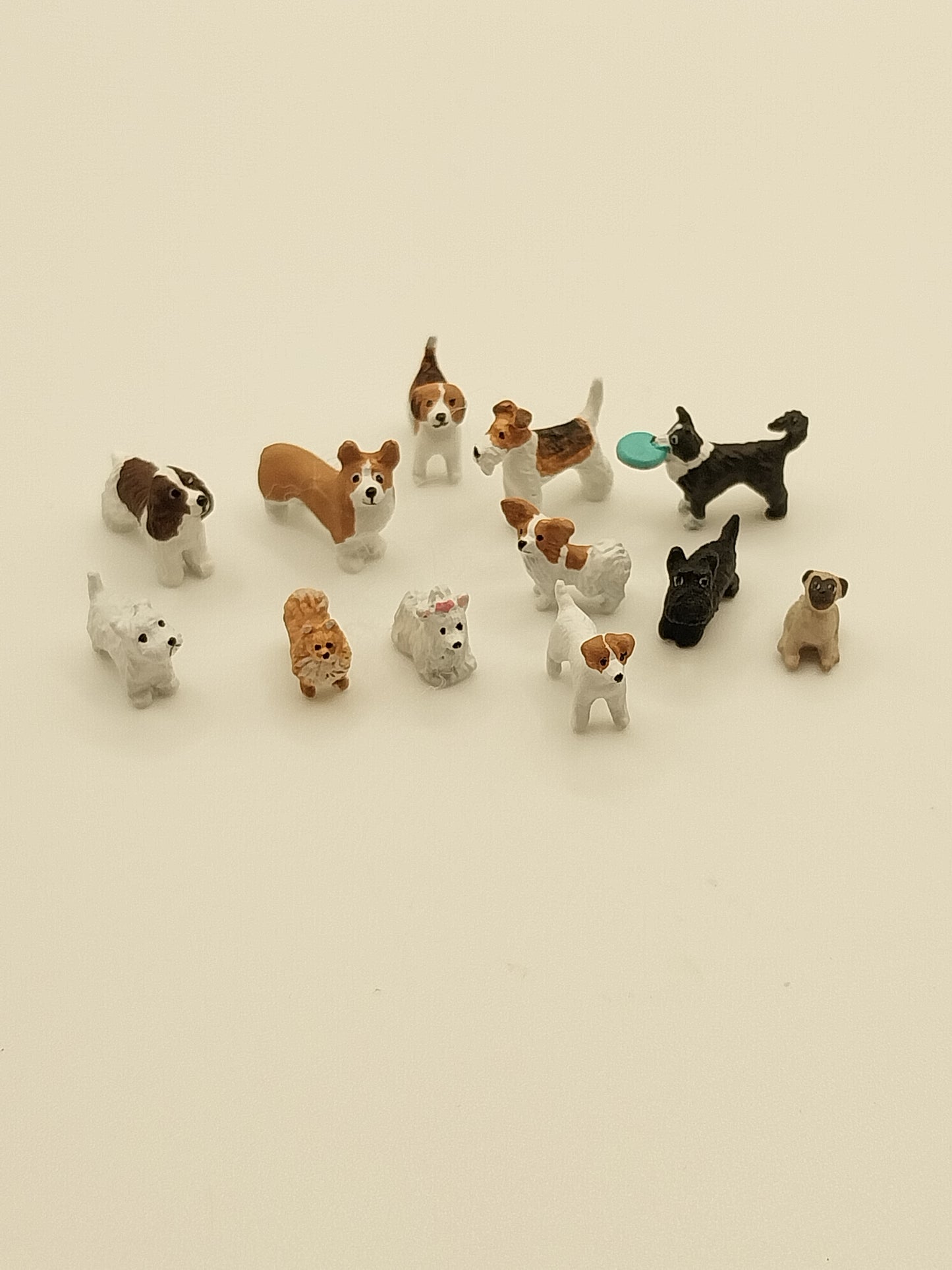 1/4" Scale Dog, Assorted, 1pc