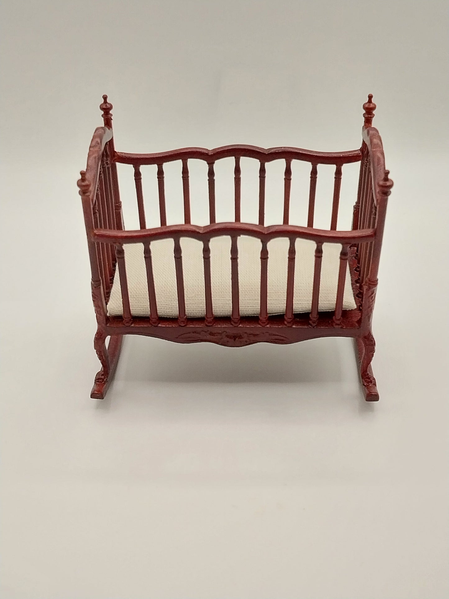 Sweet Home Cradle, Mahogany