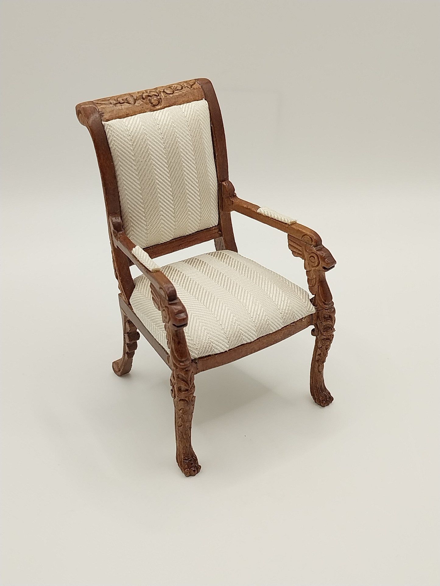 Carved Lion Arm Chair, NWN, Cream