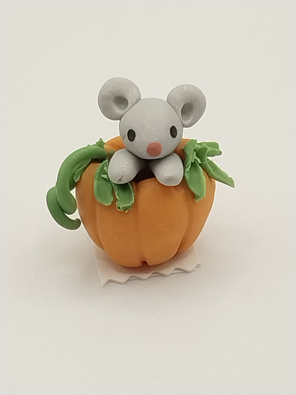 Mouse In Pumpkin, Fimo