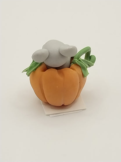 Mouse In Pumpkin, Fimo