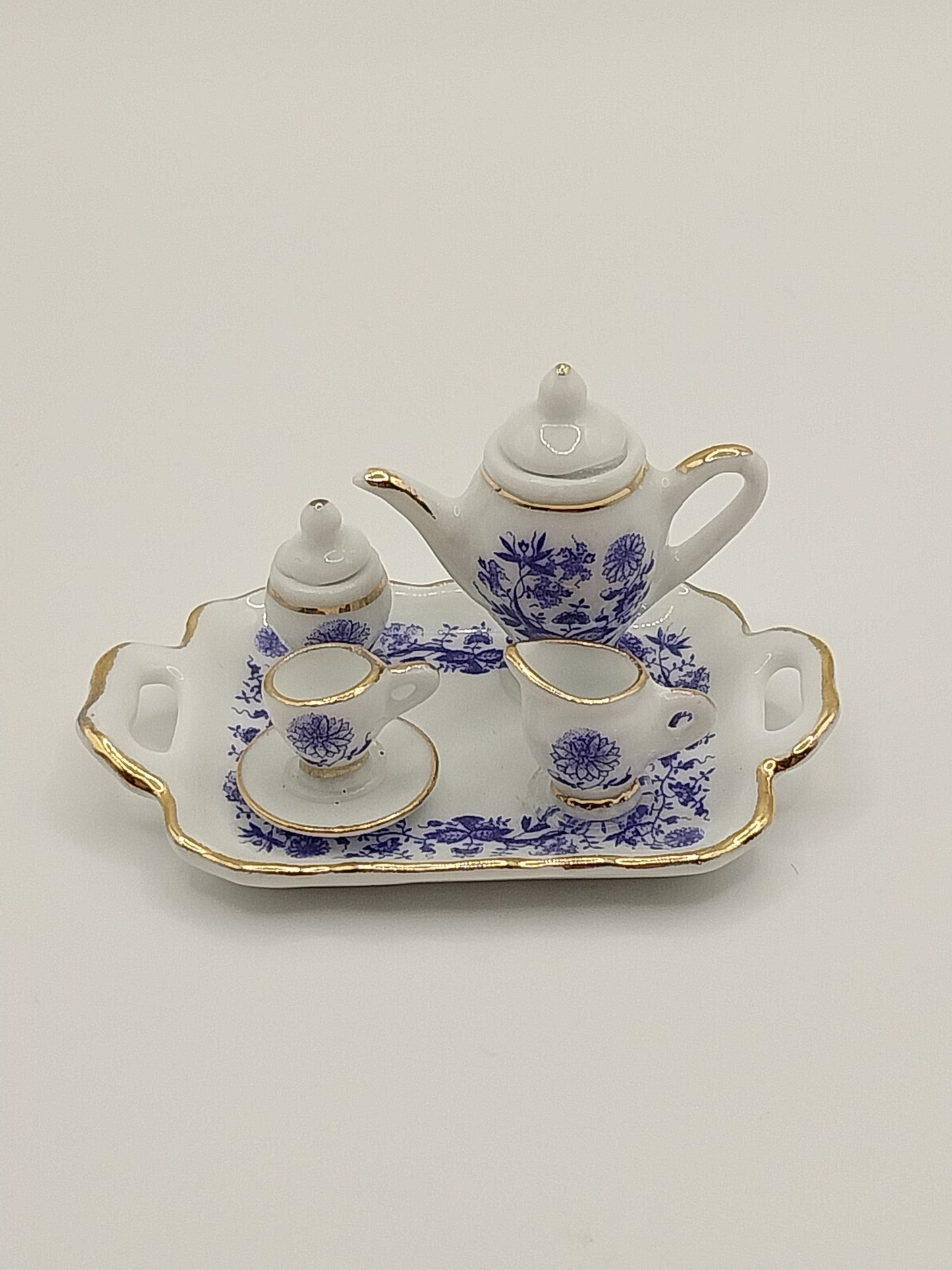 CPM0855, Gold Blue Onion Tea Set with Tray