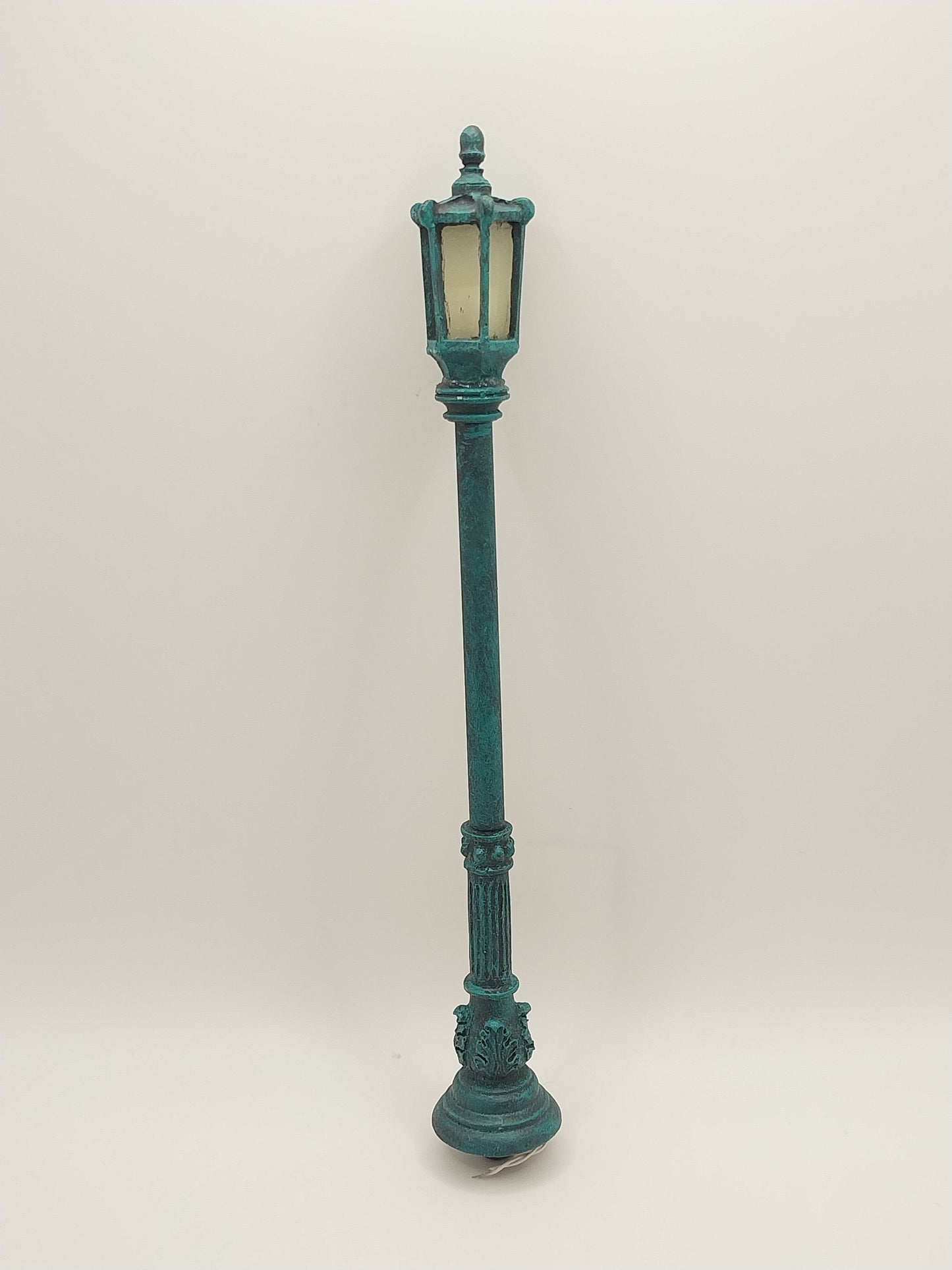 CRE027, Street Lamp, Verdigris