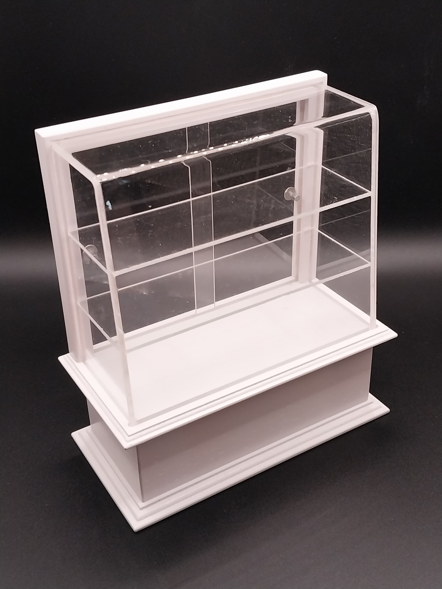 CPW030, Modern Display Case, White