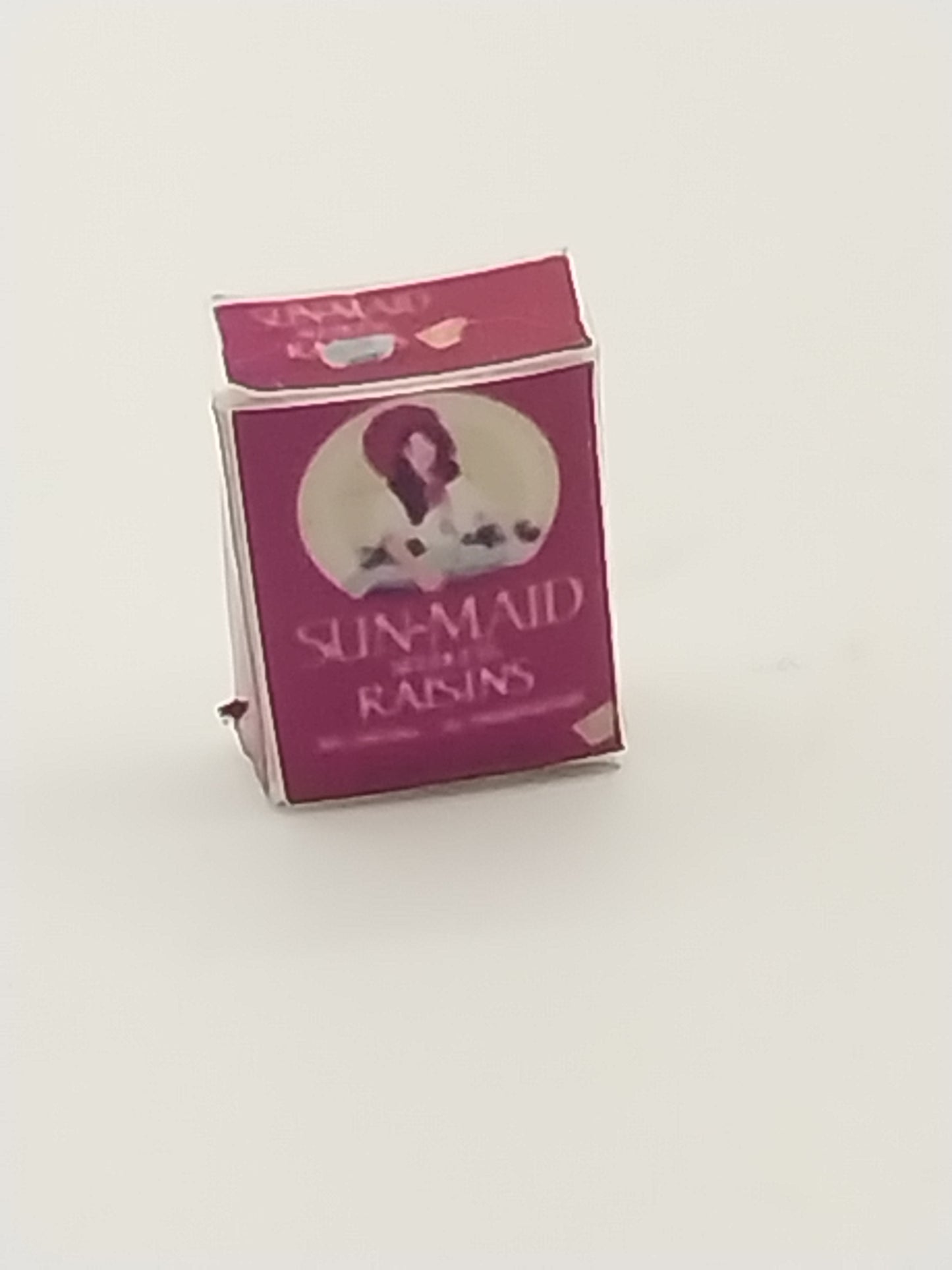 Sunmaid Raisins Box