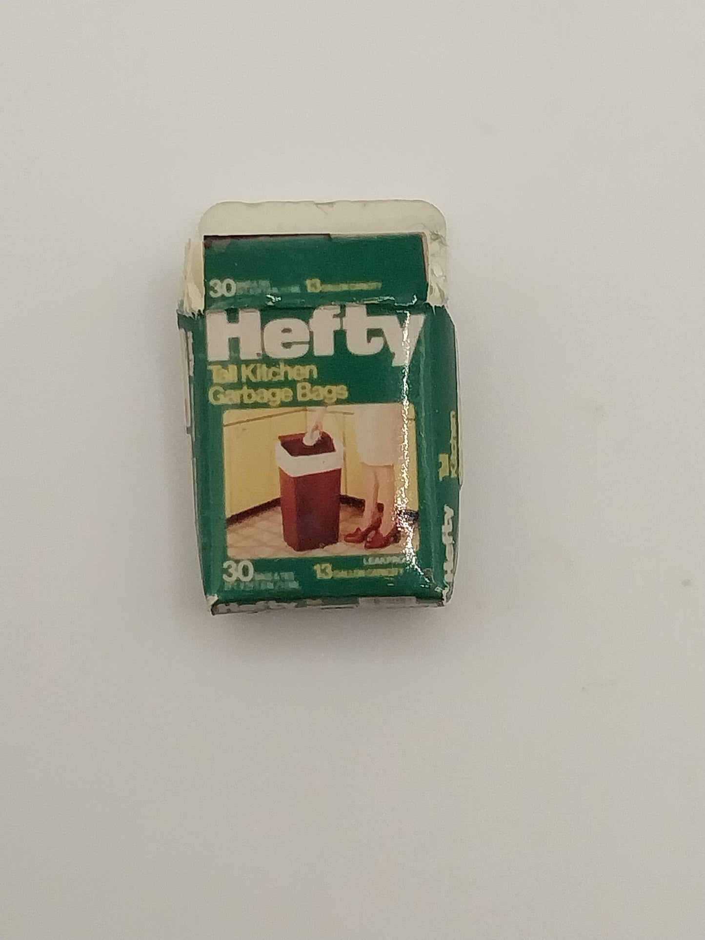 Hefty Trash Bag Box