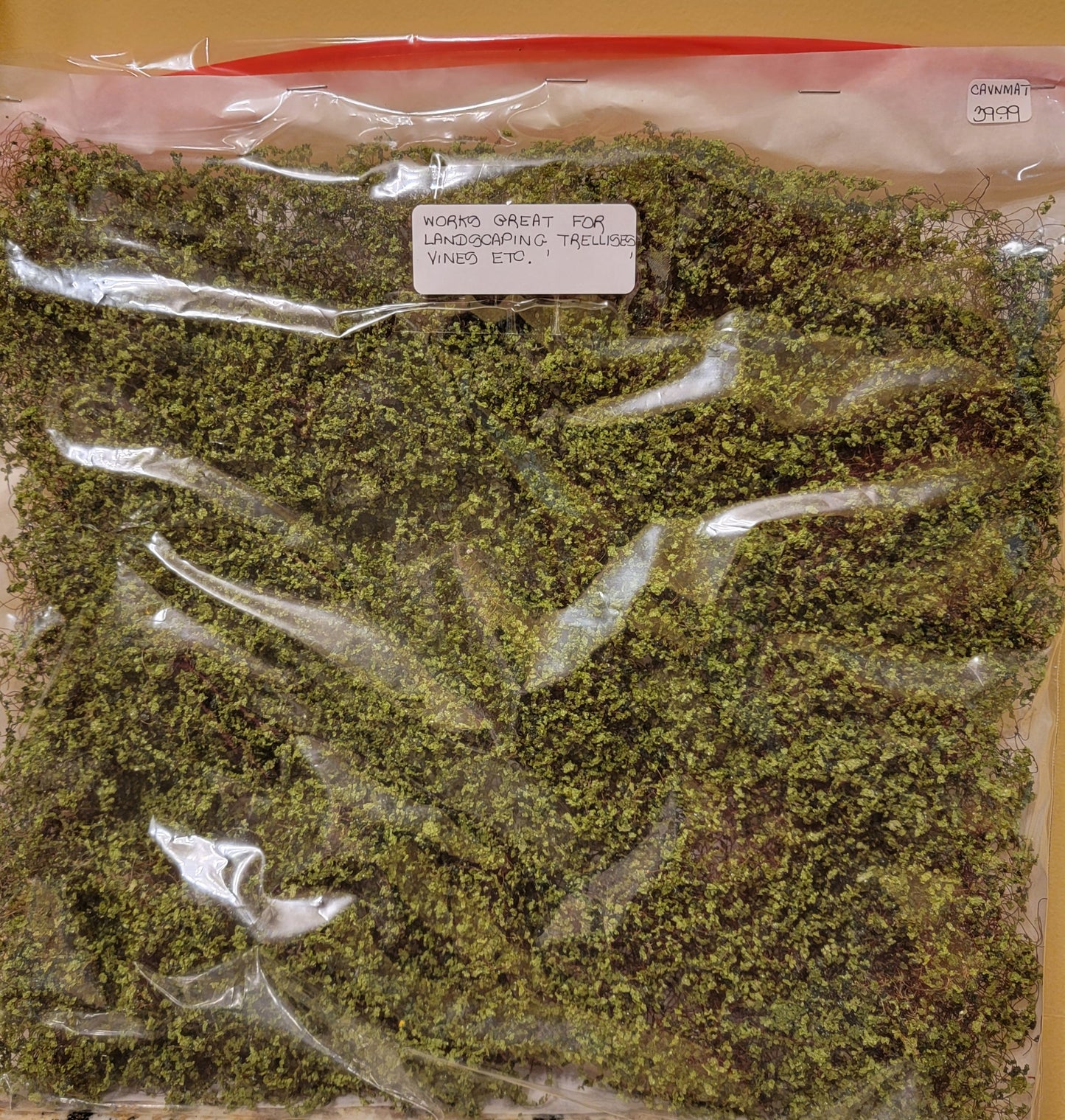 Green Vine Mat, 12" x 12"