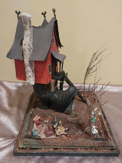 1/4" Scale Halloween Witches Shoe House