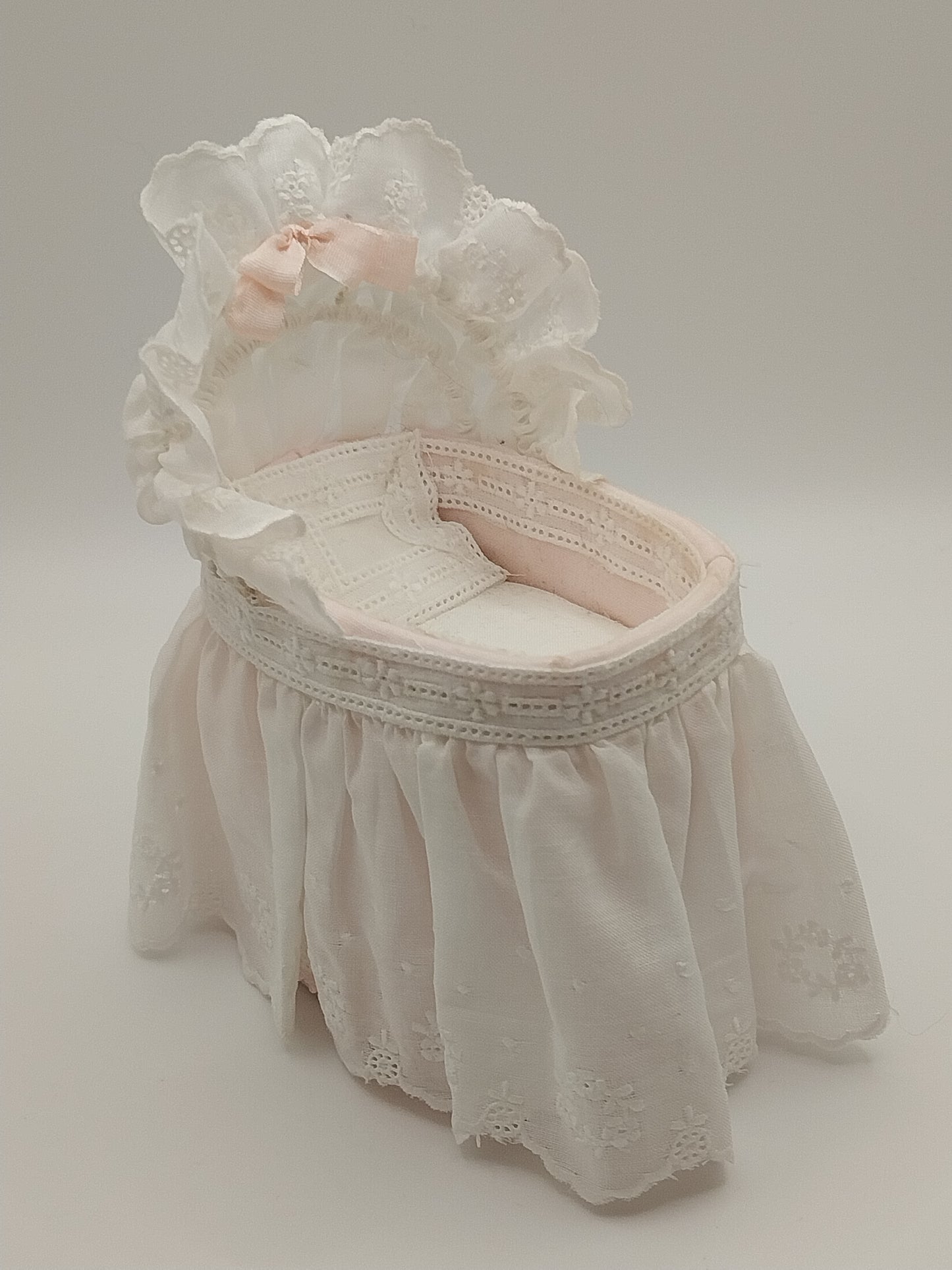 Victorian Bassinet, White Lace, Pink Trim