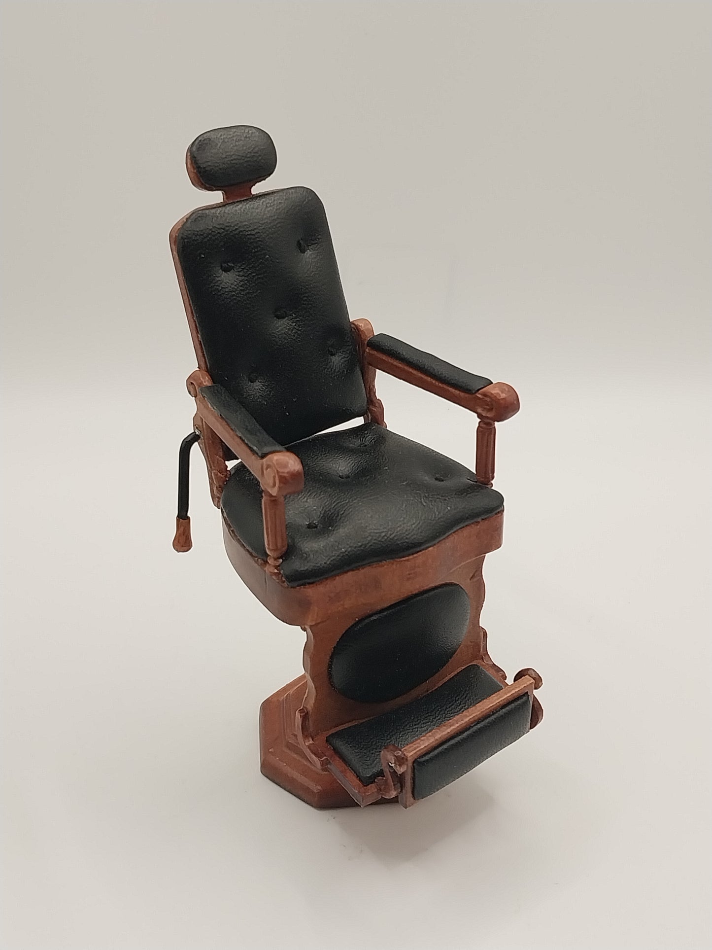 Downtown Barber Chair, Black Leather, NWN