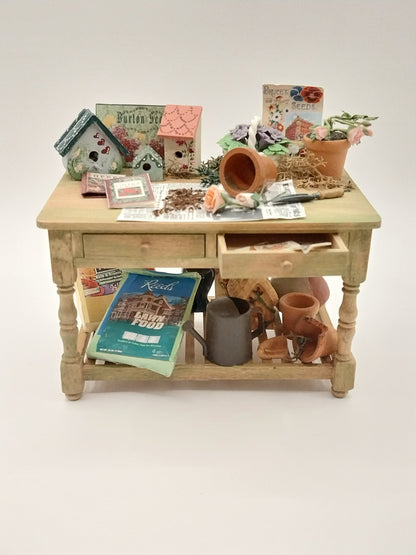 Gardeners Table Filled