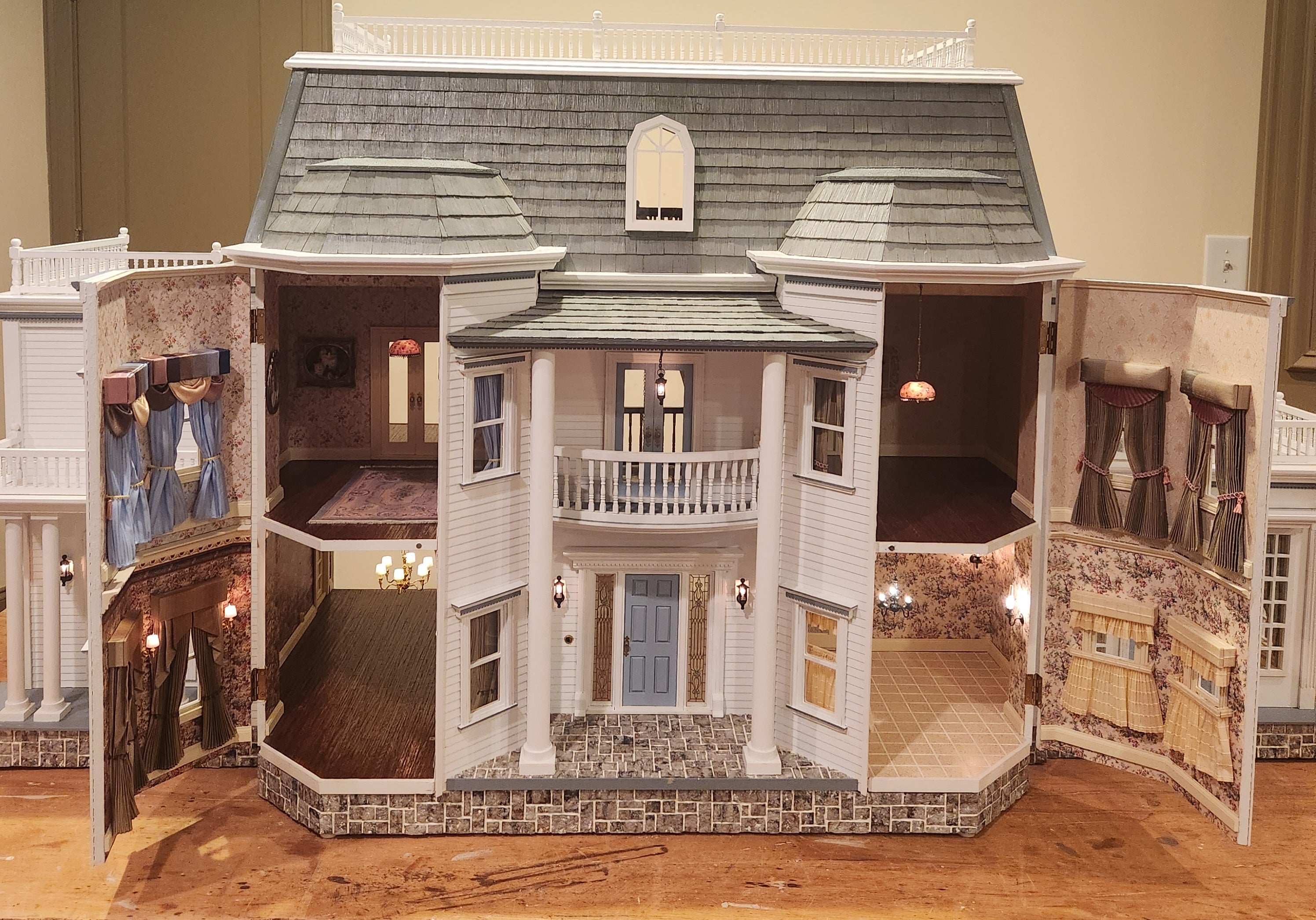Foxhall Manor with Additions Completed – Miniature Designs, Inc.