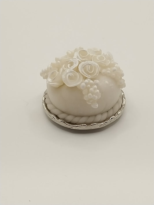 Formal Rose White Pearl Cake