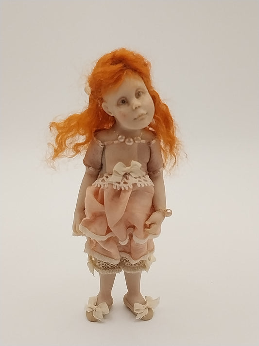 Givenny, Little Girl Doll, Standing, Sculpted
