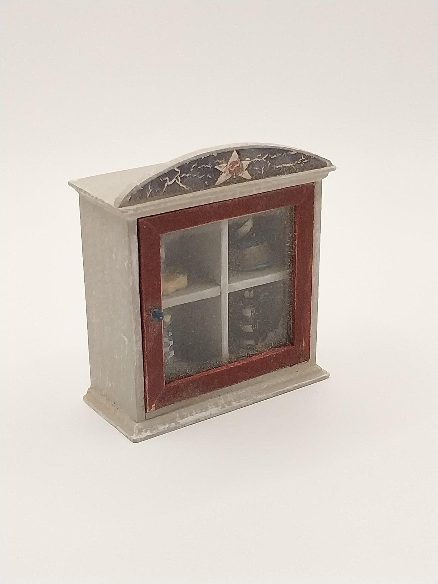 Liberty Bay Cabinet With 4 Lighthouses