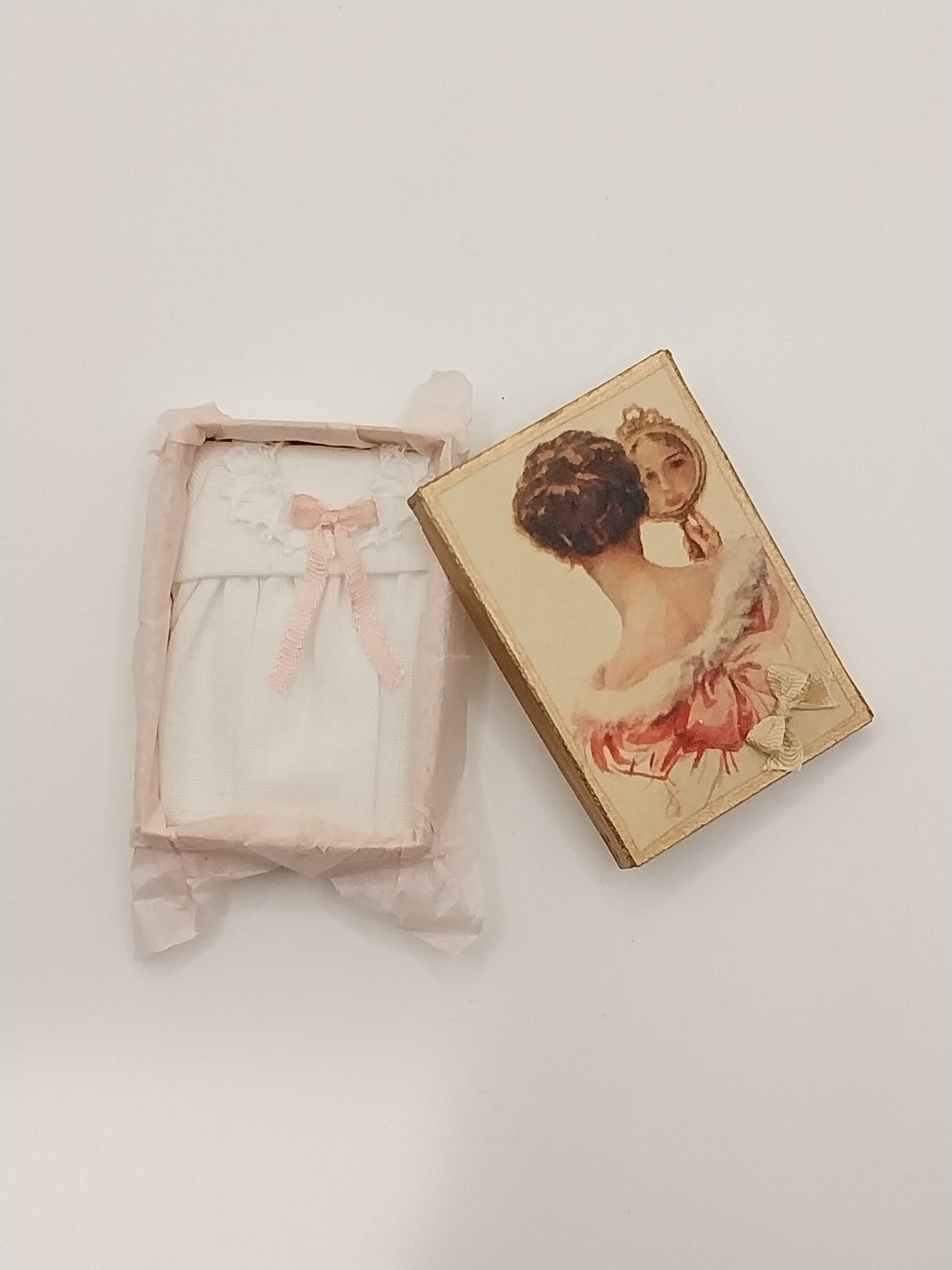 Ladies Camisole in Box