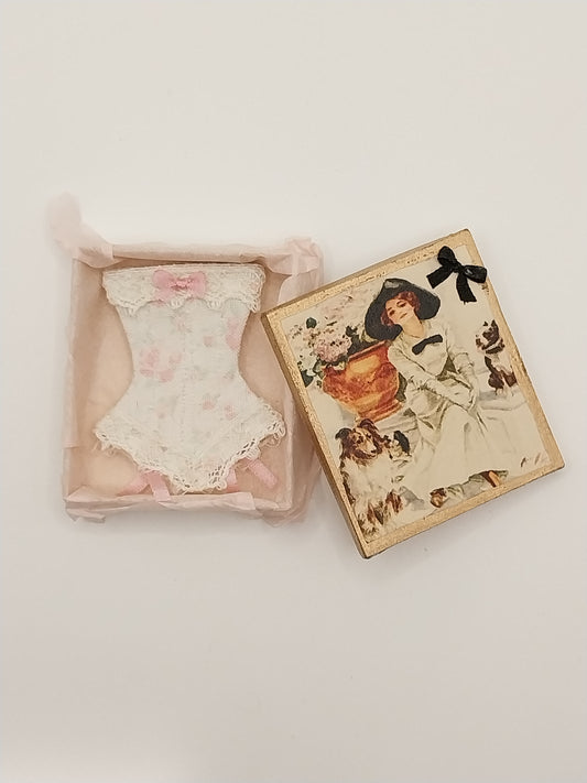 Corset in Box, Assorted, 1pc