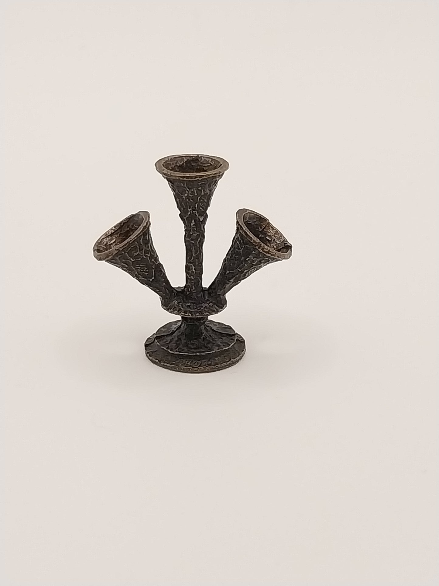 Trumpet Vase, Bronze