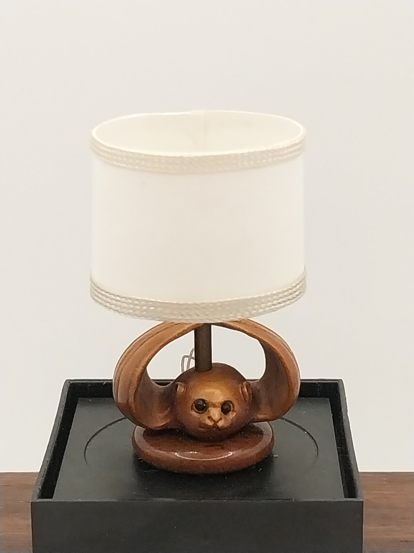 CSK164, Bat Lamp With Shade, Handcarved