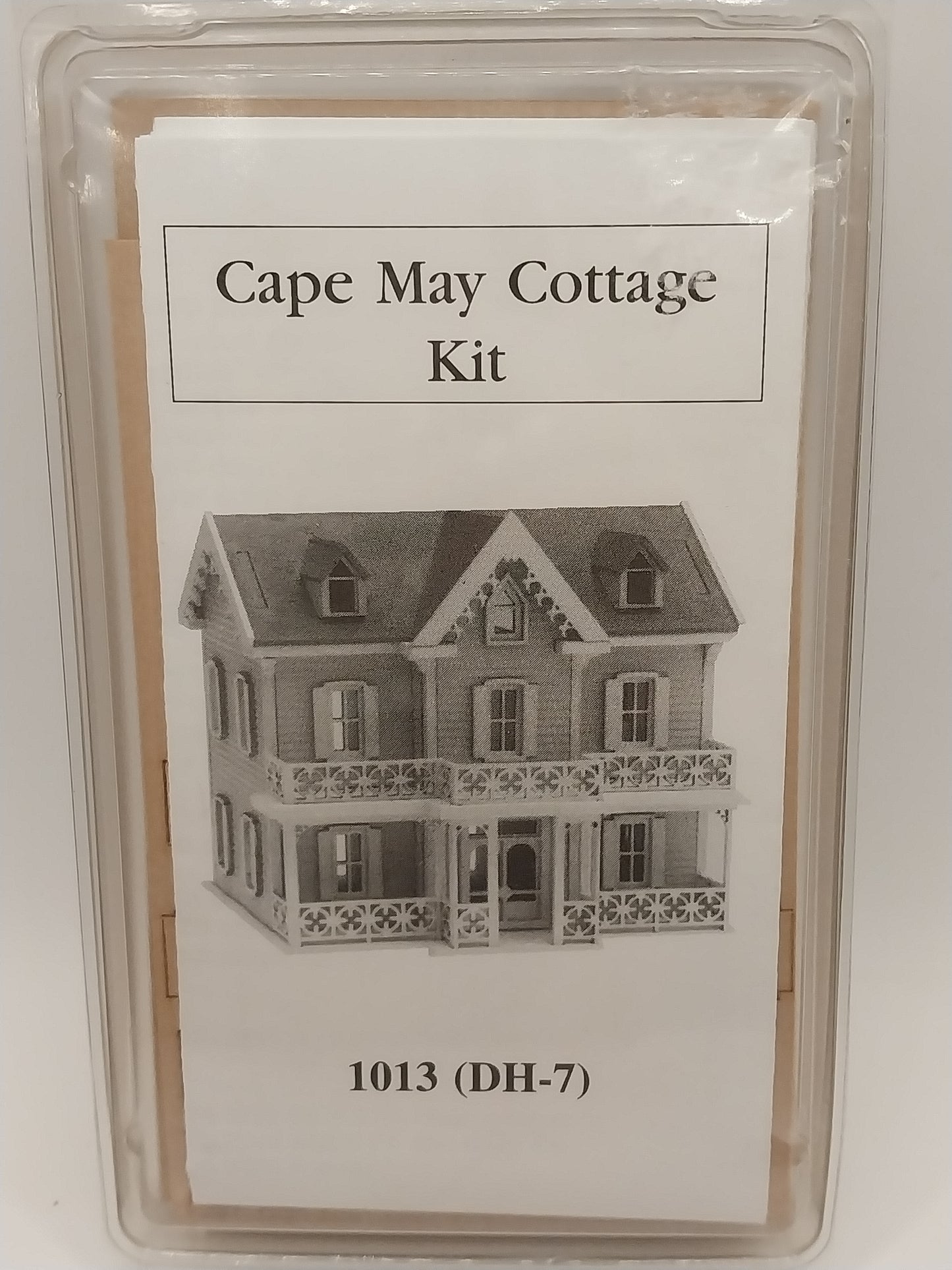 1/144" Scale Cape May Cottage Kit, (Dh7)