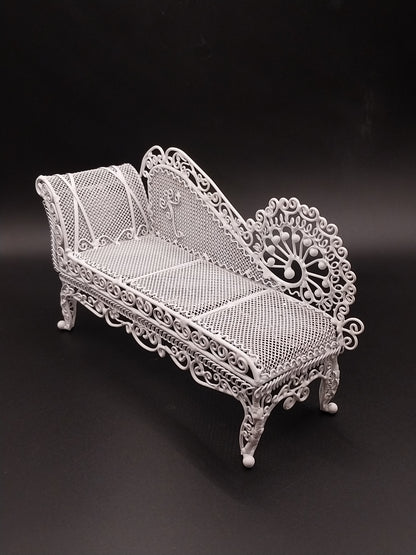 Wire Wicker Chaise, White